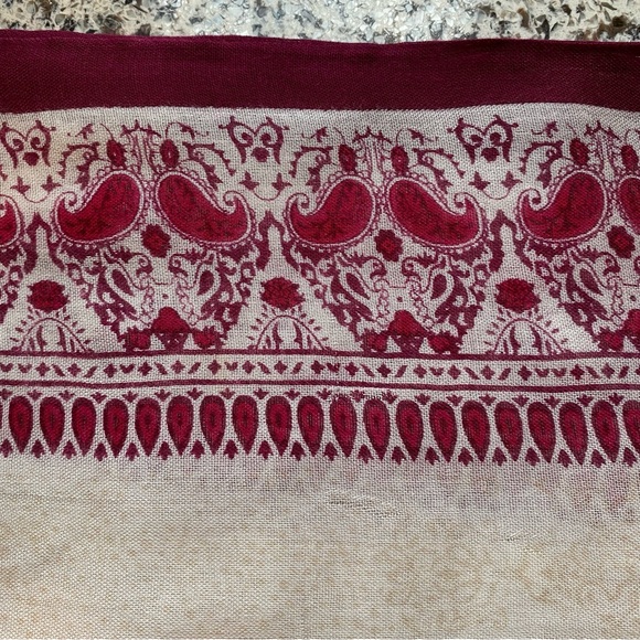 PAISLEY Scarf 100% Rayon - Picture 6 of 7